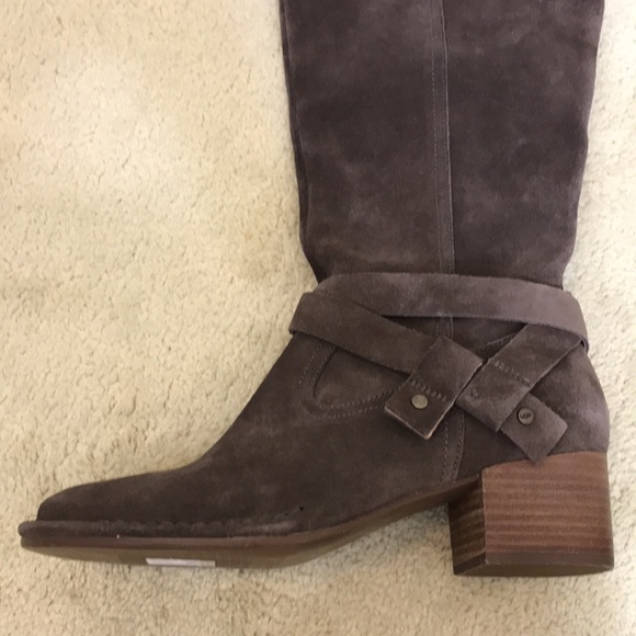 NWOT Ugg Bandara Suede Leather Tall Boots Size 9 - Picture 5 of 16